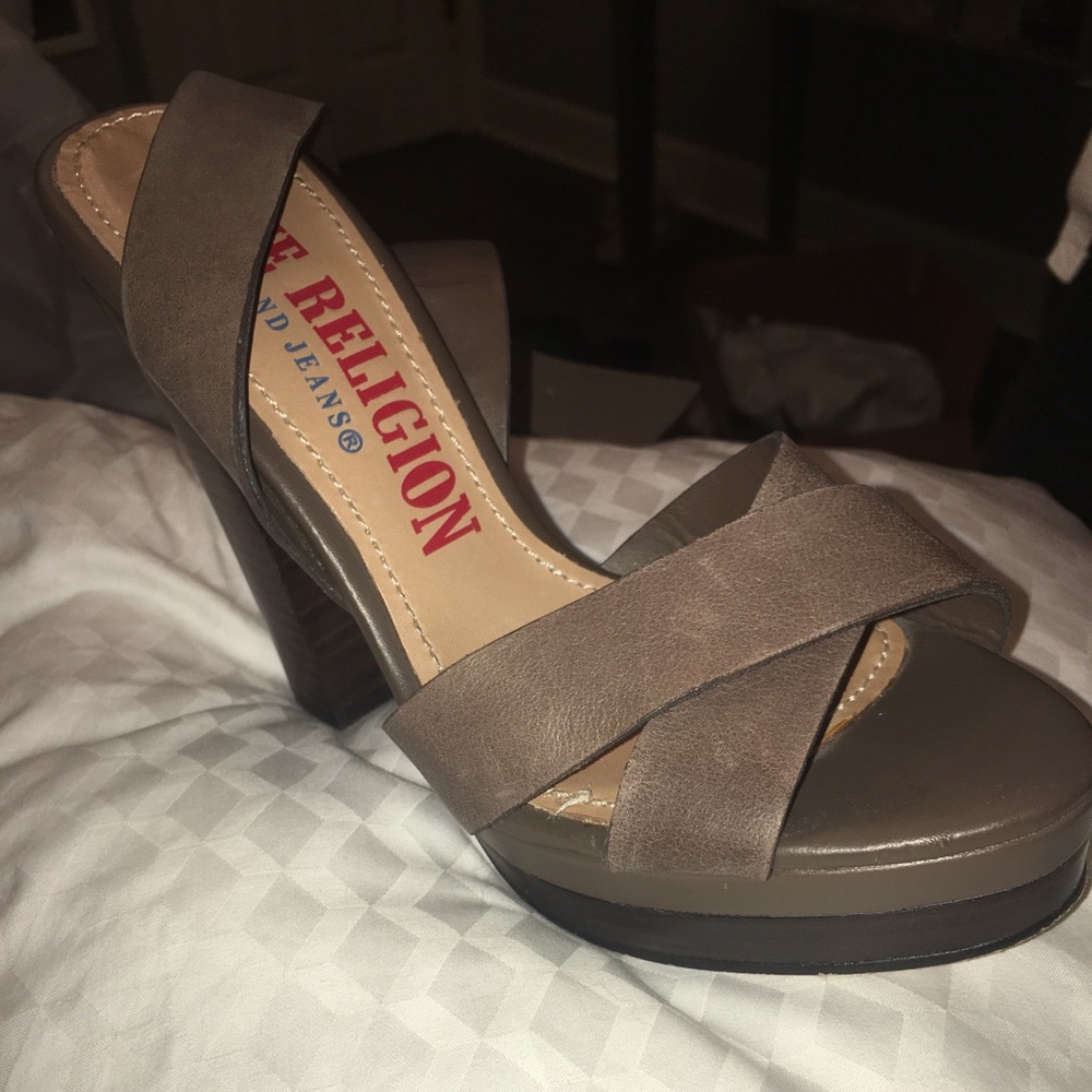 Platform heels